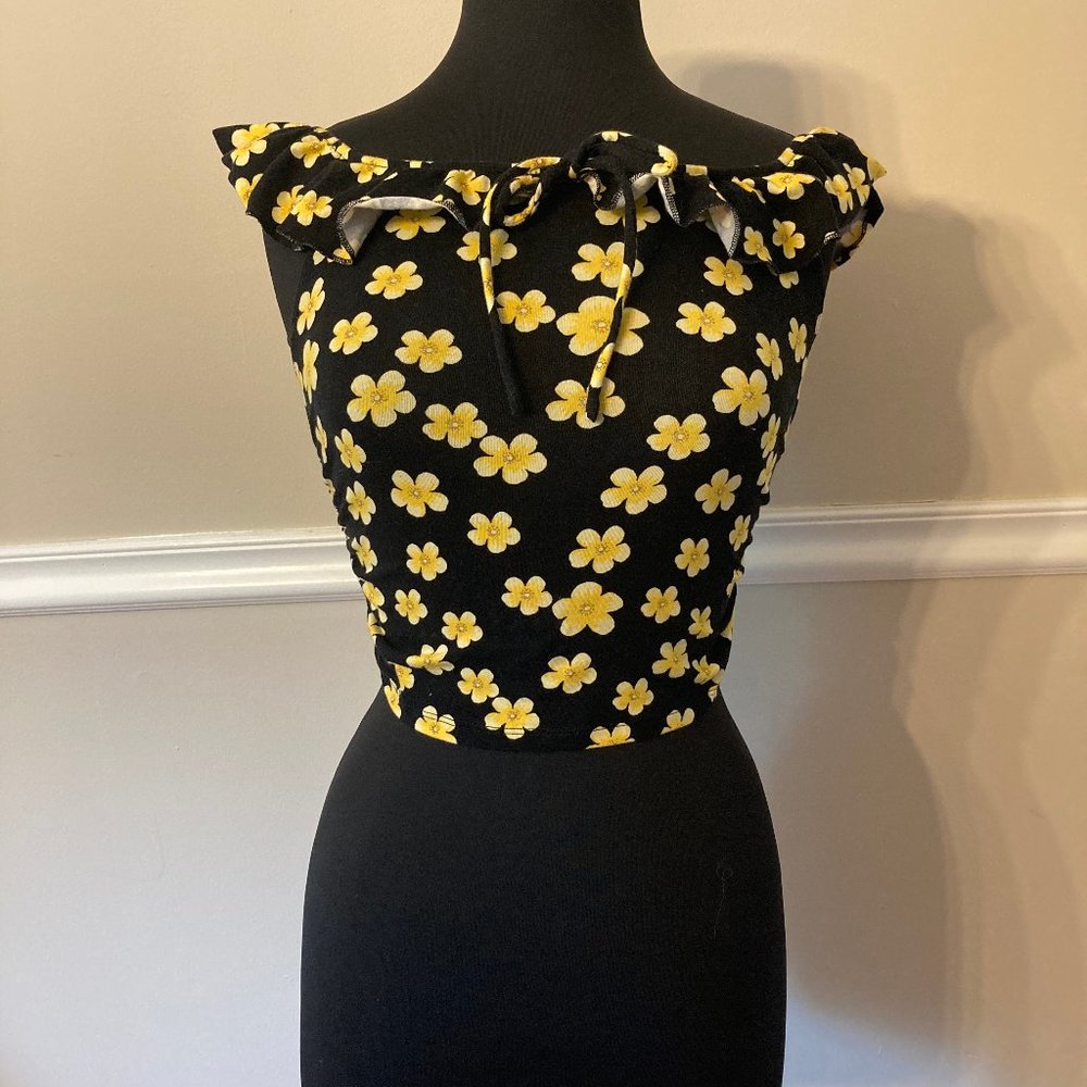Forever 21 Yellow Floral Crop Top w/ Ruffles
